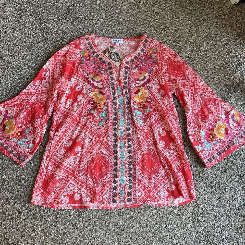 ANGEL HEART Boutique Womens Embroidered Tunic Blouse Top Size L Red V-neck New